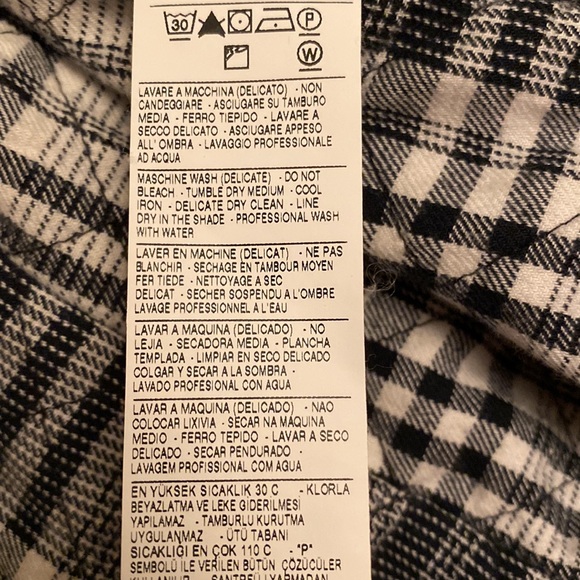 United Colors Of Benetton. Vintage Winter Coat. Size 42. Removable Hood. - Picture 12 of 16